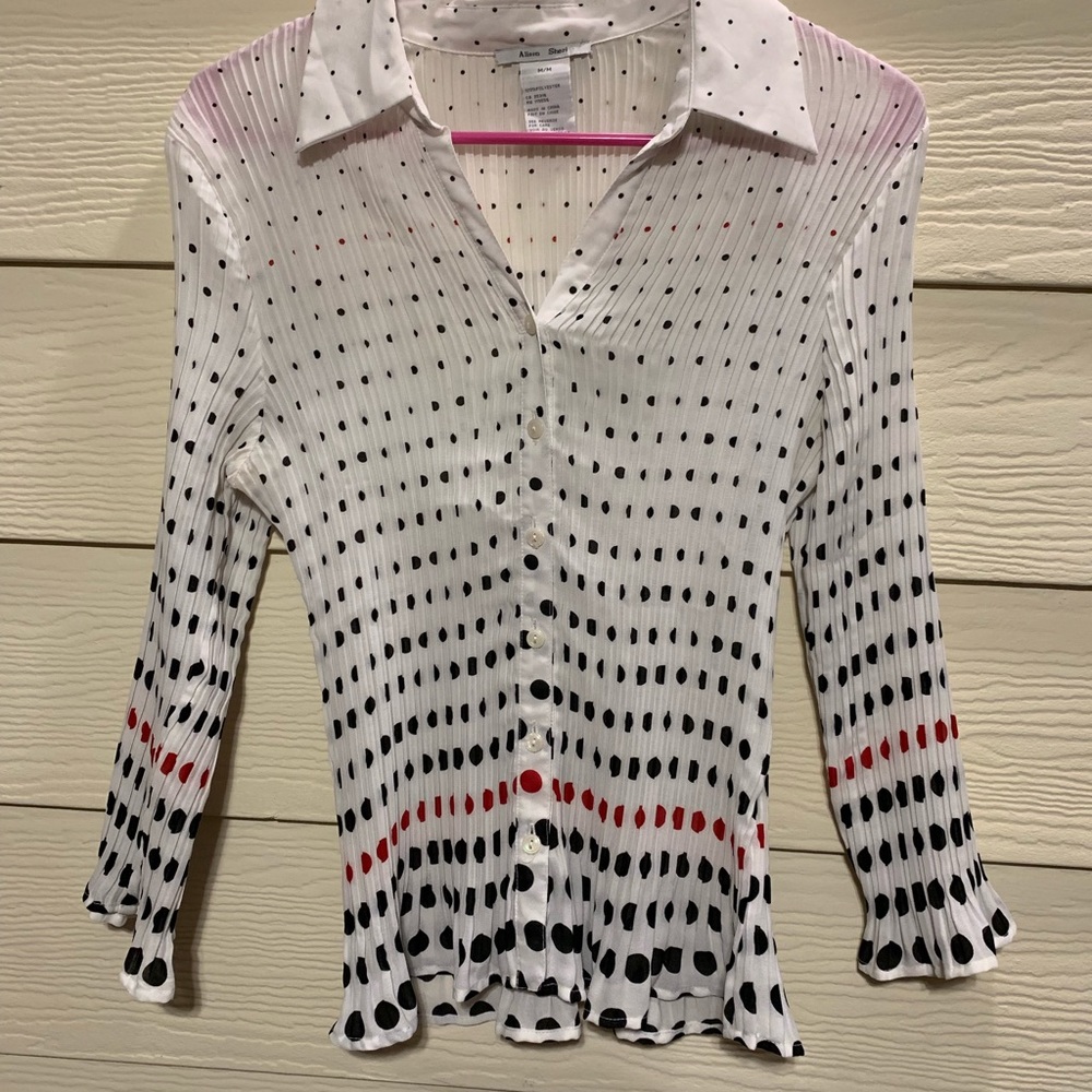 Alison Sheri blouse. Medium polka dot.